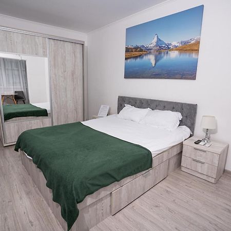 Smart Apartament Braşov Esterno foto