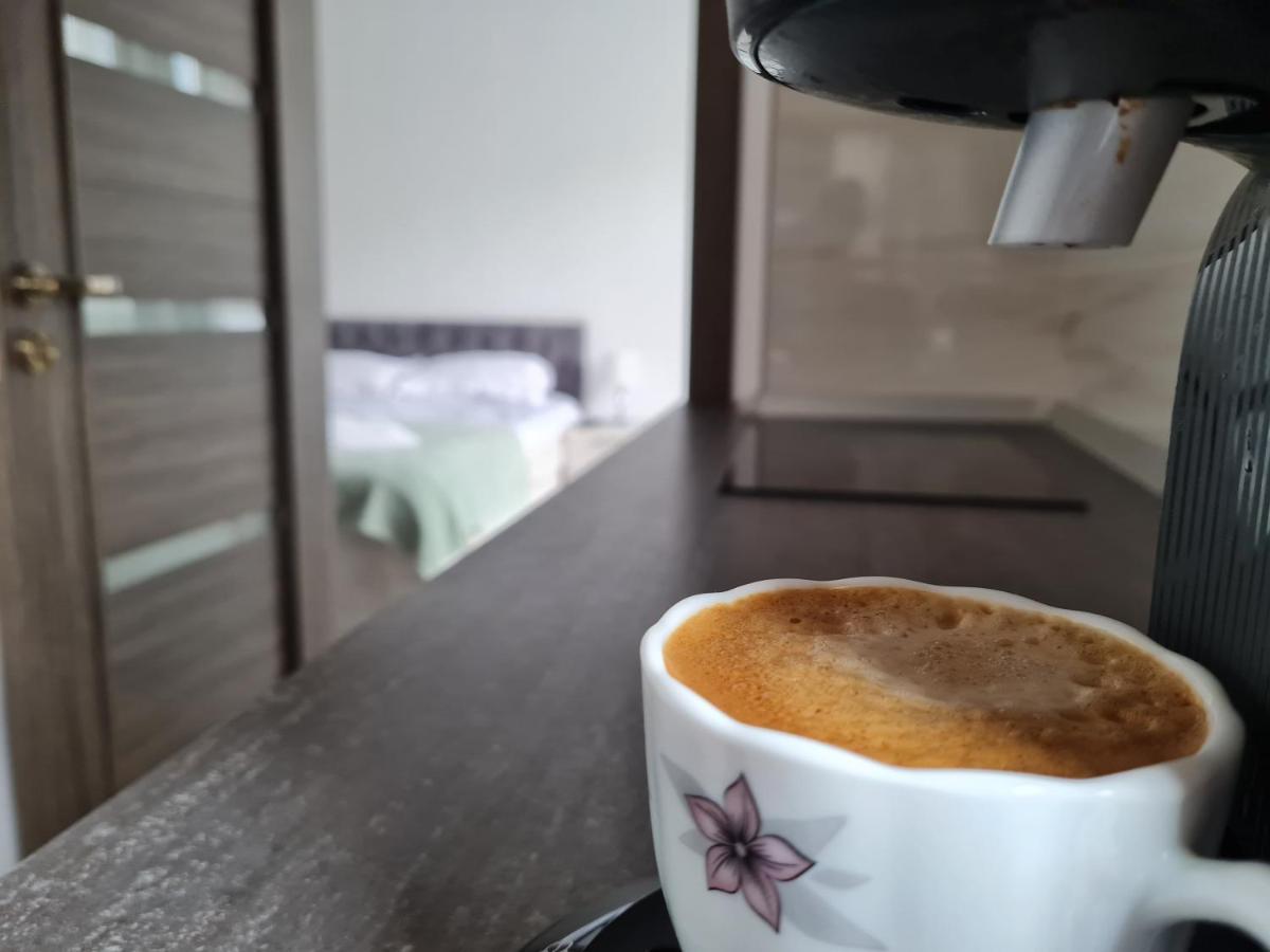 Smart Apartament Braşov Esterno foto