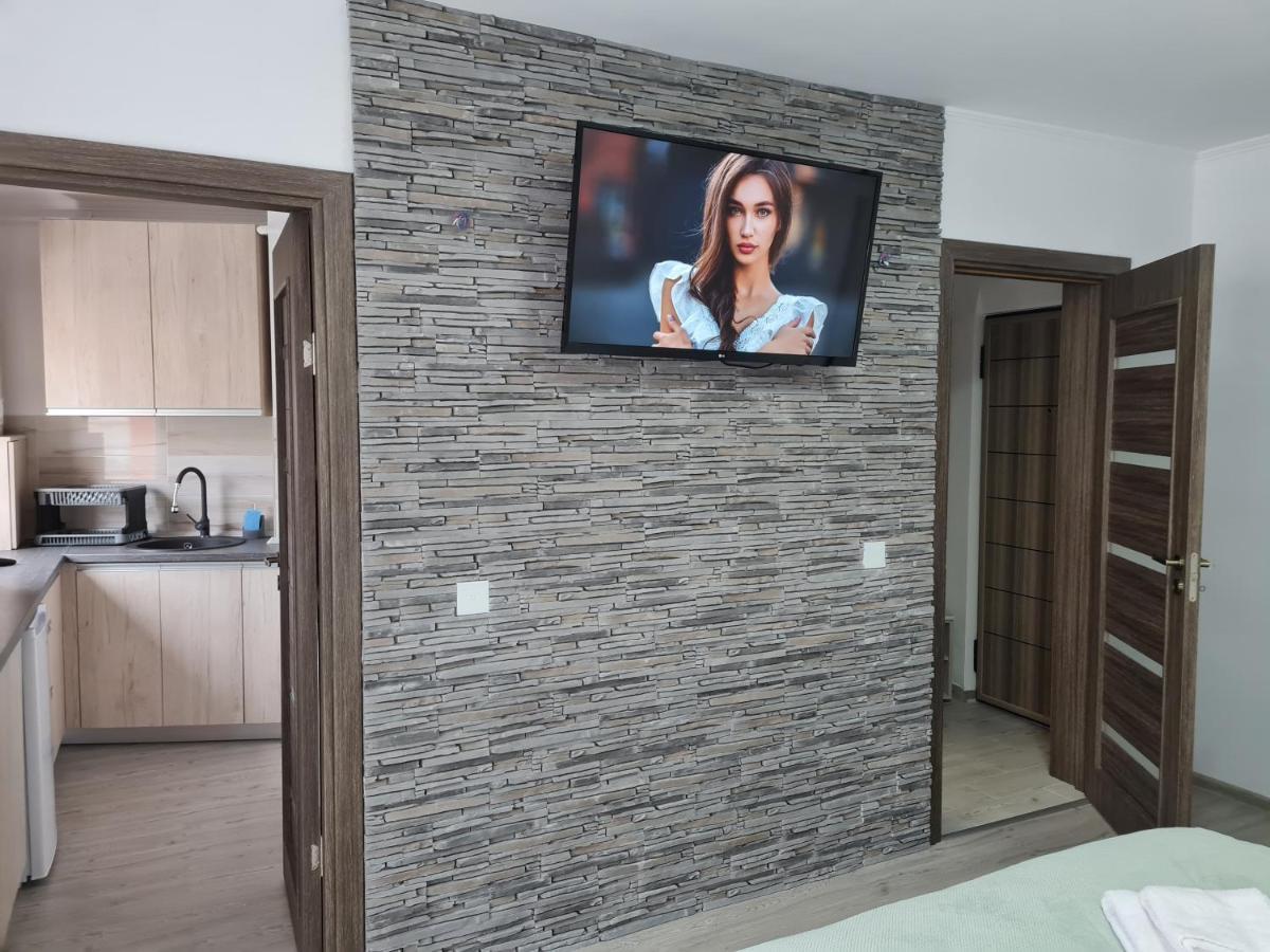 Smart Apartament Braşov Esterno foto