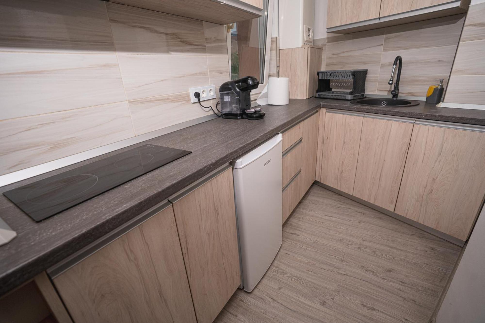 Smart Apartament Braşov Esterno foto