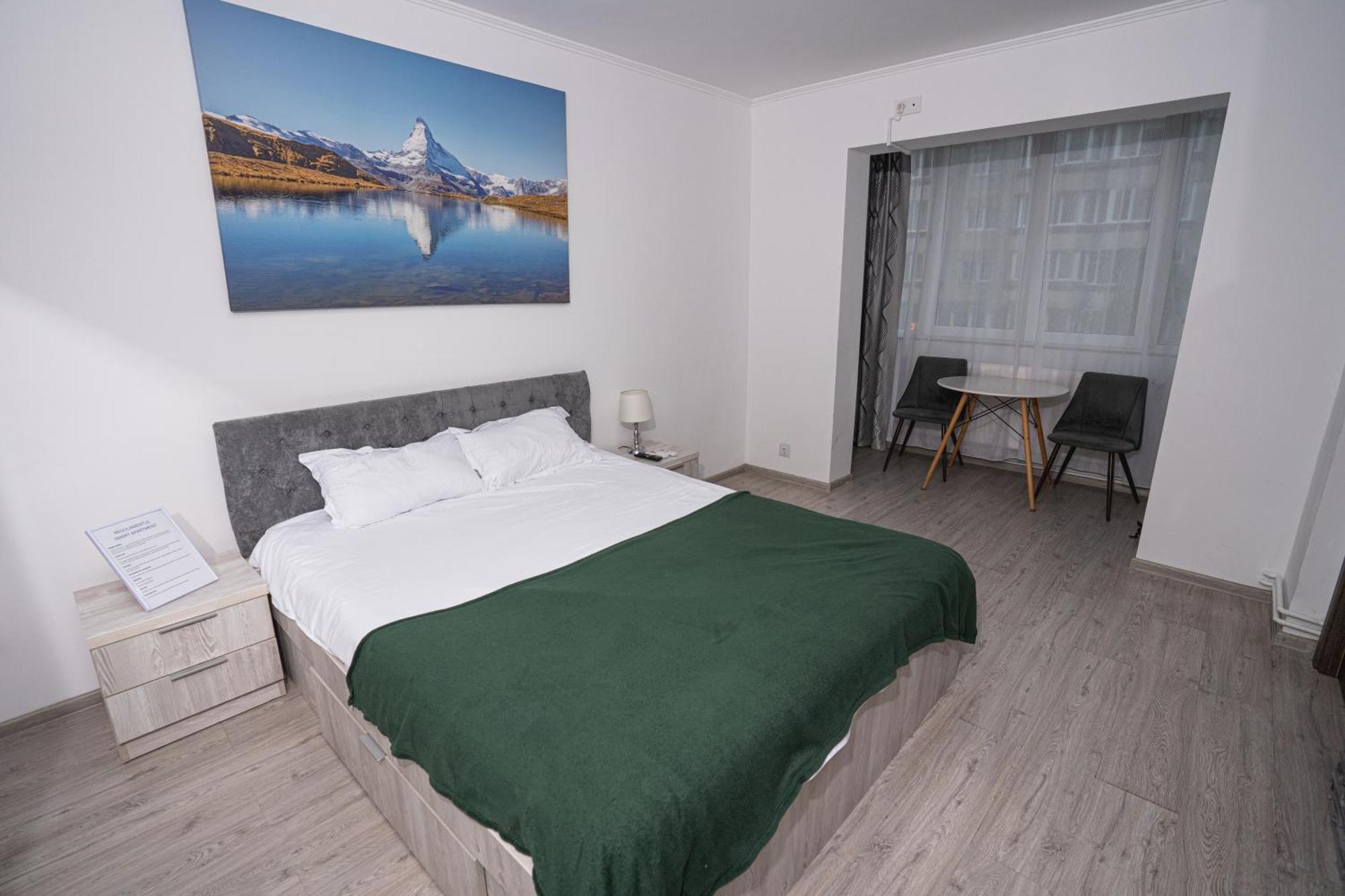 Smart Apartament Braşov Esterno foto